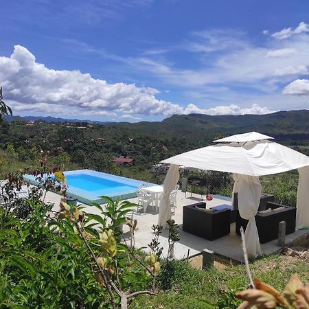 Casa De Maitreya - Piscina, Ar Condicionado Hotell Alto Paraíso de Goiás Exteriör bild